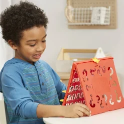 Hasbro Gaming Wie Is Het?^ Houten Speelgoed