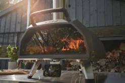 Ooni Karu 16 Pizzaoven - Hout Of Houtskool Gestookt^ Pizzaovens