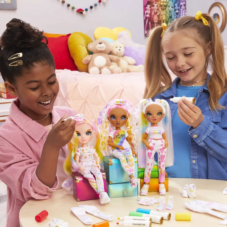 Rainbow High Color & Create Fashion Doll- Character 2 (Purple Eyes)^ Poppen