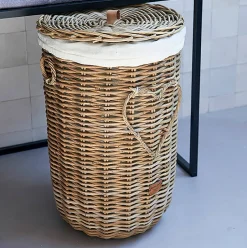 Riviera Maison Rustic Rattan Heart Wasmand (80 Liter) Online